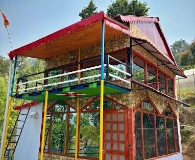 Double Floor Cottage